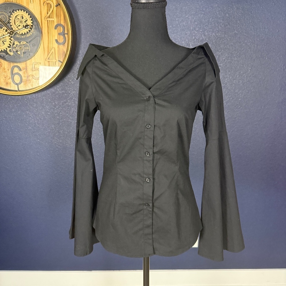 Aqua NWT Sculptural Bell Sleeve Off Shoulder Black Button Down Blouse | Small